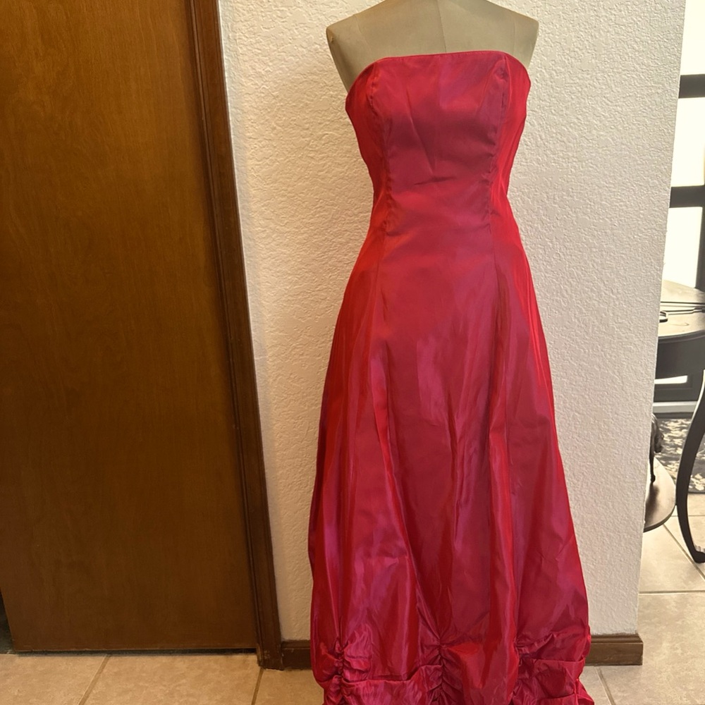 Jessica McClintock For Gunne Sax Long Strapless Dress